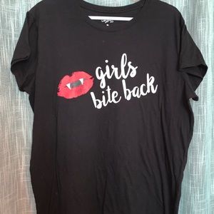 🧛🏻‍♀️ Girls Bite Back tee sz XXL